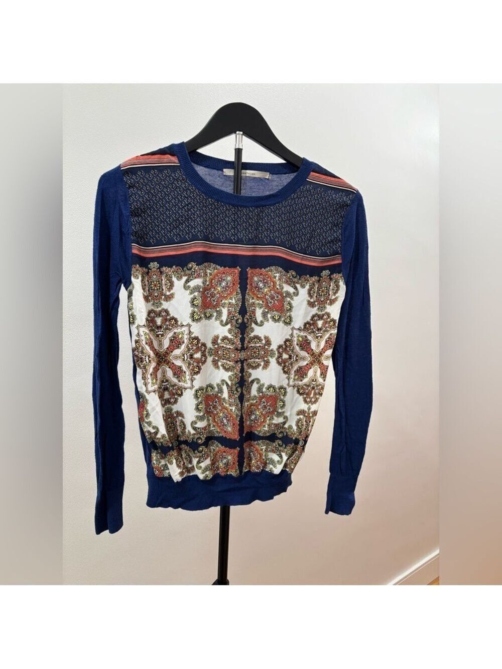 570. Paisley Patterned Blue and White Women's Top